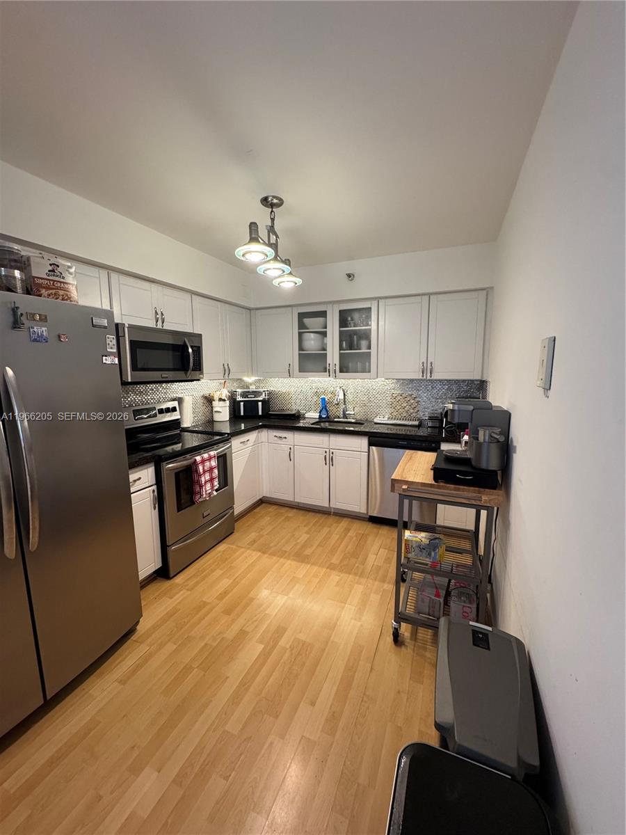 MYSTIC POINTE TOWER 500 C - Residential