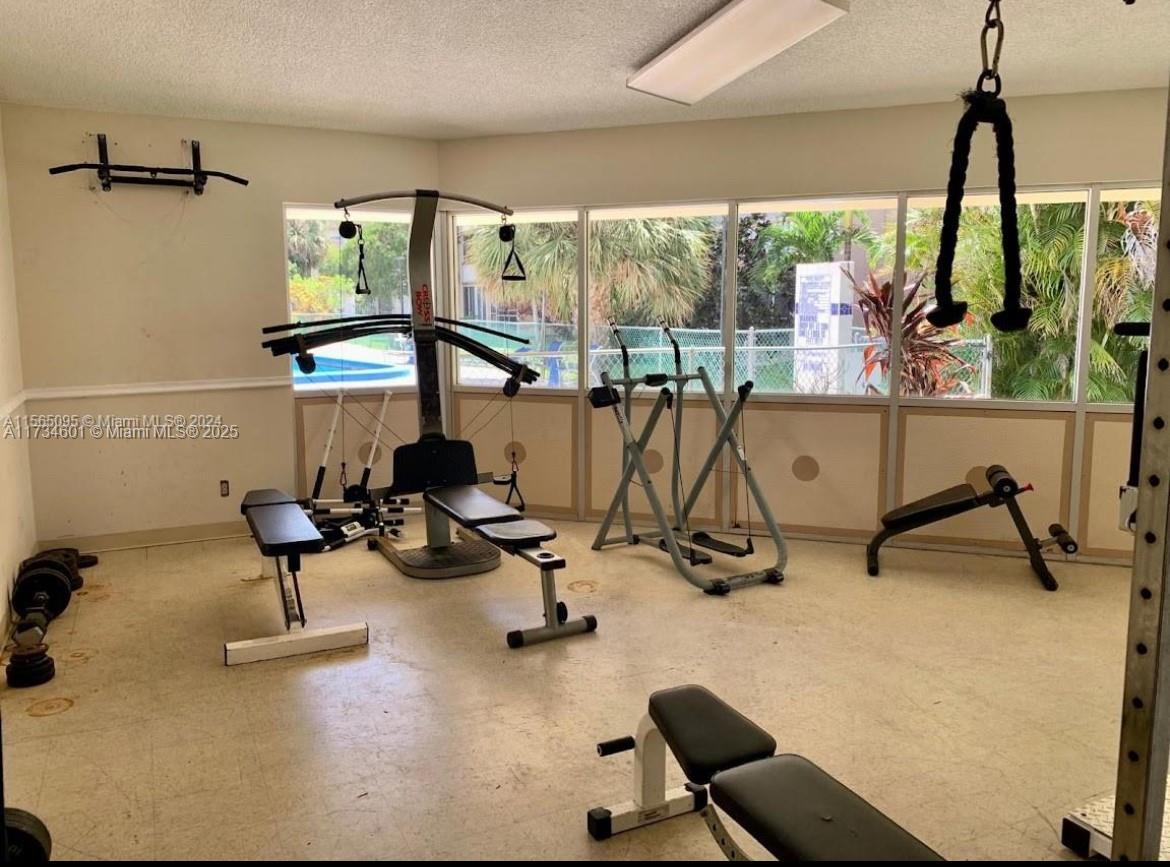 MEADOWBROOK TOWERS CONDO - Residential