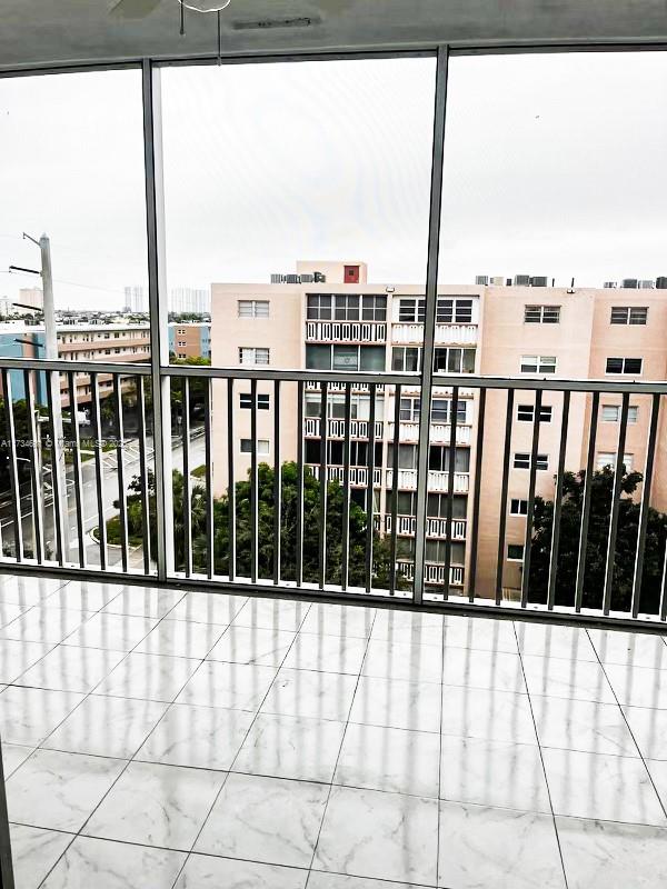 MEADOWBROOK TOWERS CONDO - Residential
