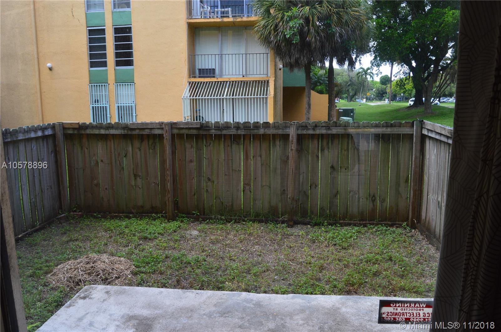 THE GREENS CONDO - Residential