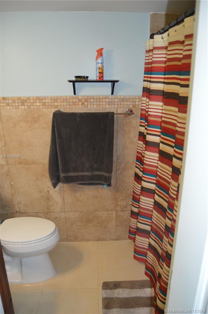 THE GREENS CONDO - Residential