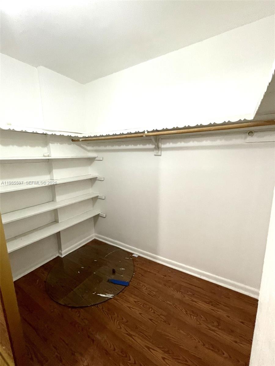 CASTLE APARTMENTS 17 COND - Residential Lease