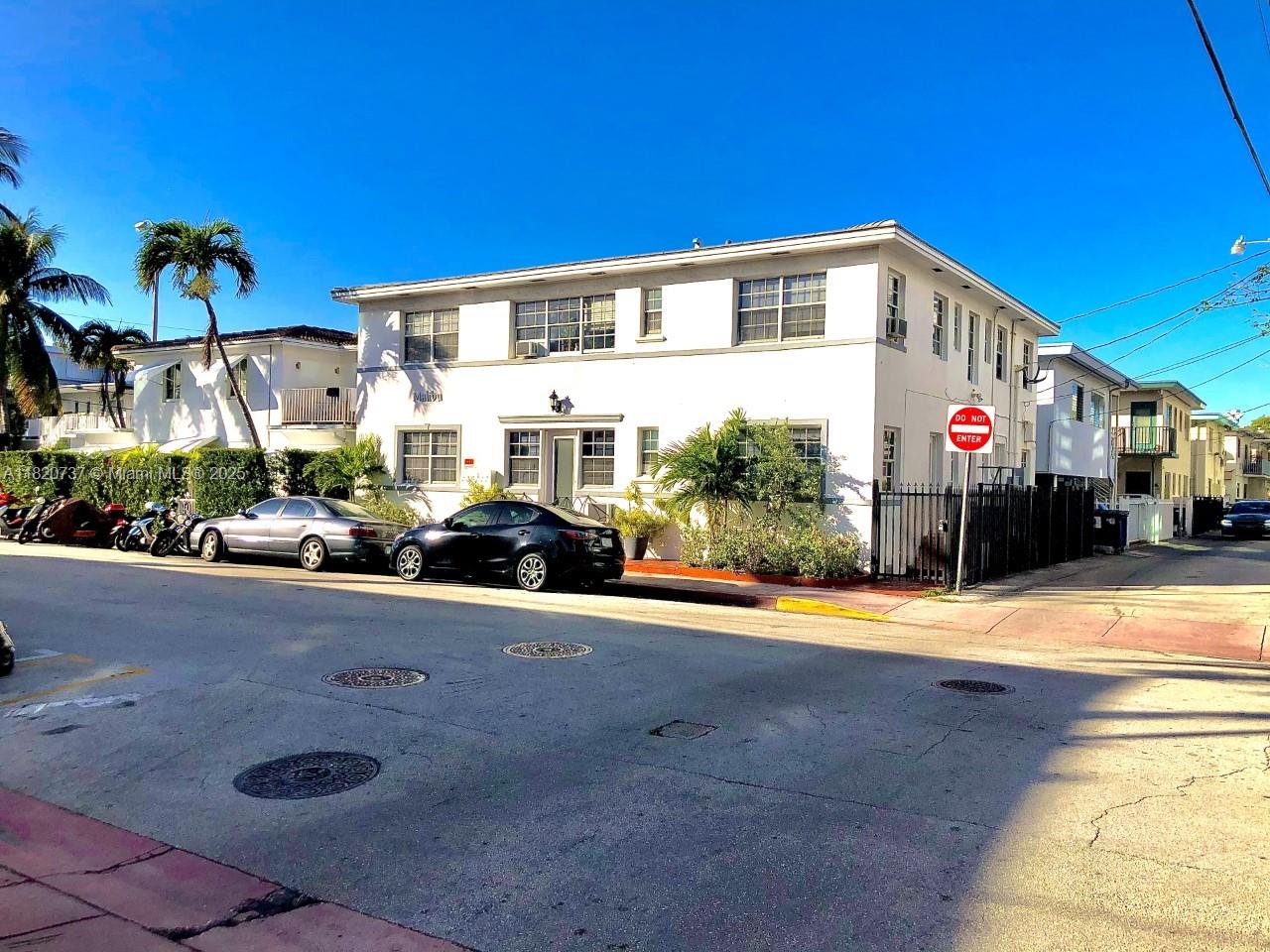 Rental Property at Address Not Disclosed, Miami Beach, Miami-Dade County, Florida - Bedrooms: 1 
Bathrooms: 2  - $1,800 MO.