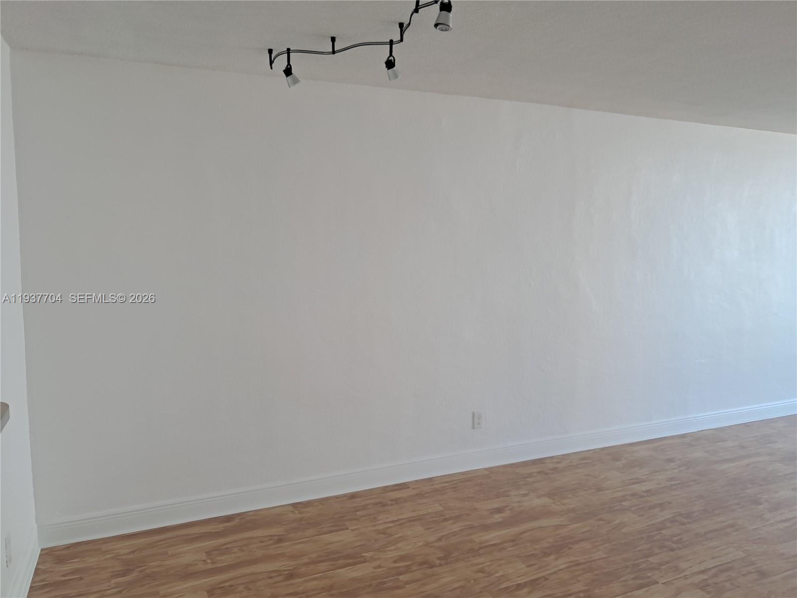 OCEANVIEW BUILDING B COND - Residential