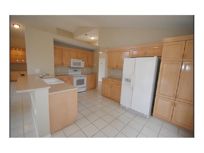 VENTANA 144-27 - Residential Lease