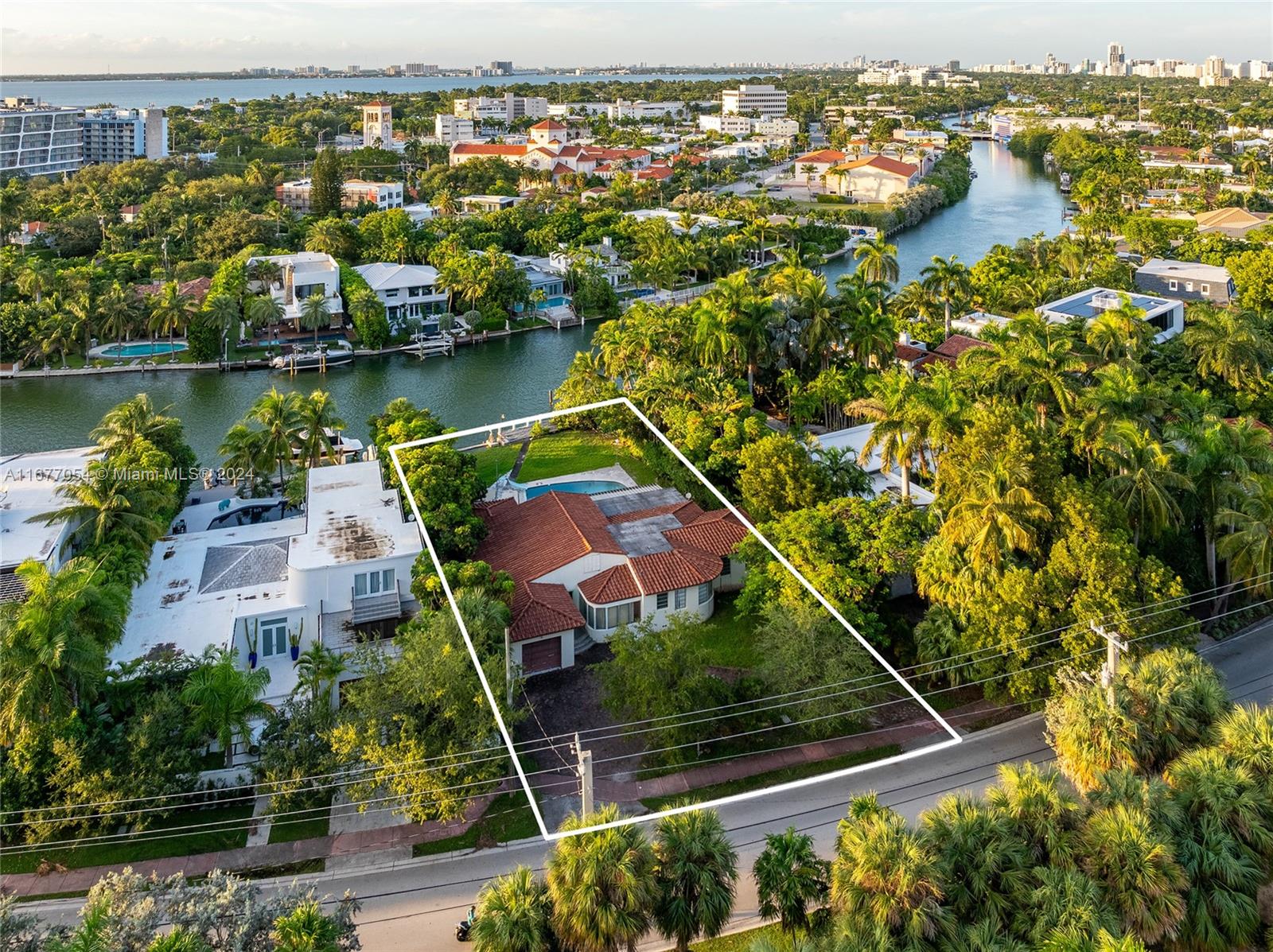 MID GOLF EXTENSION SUB - Residential