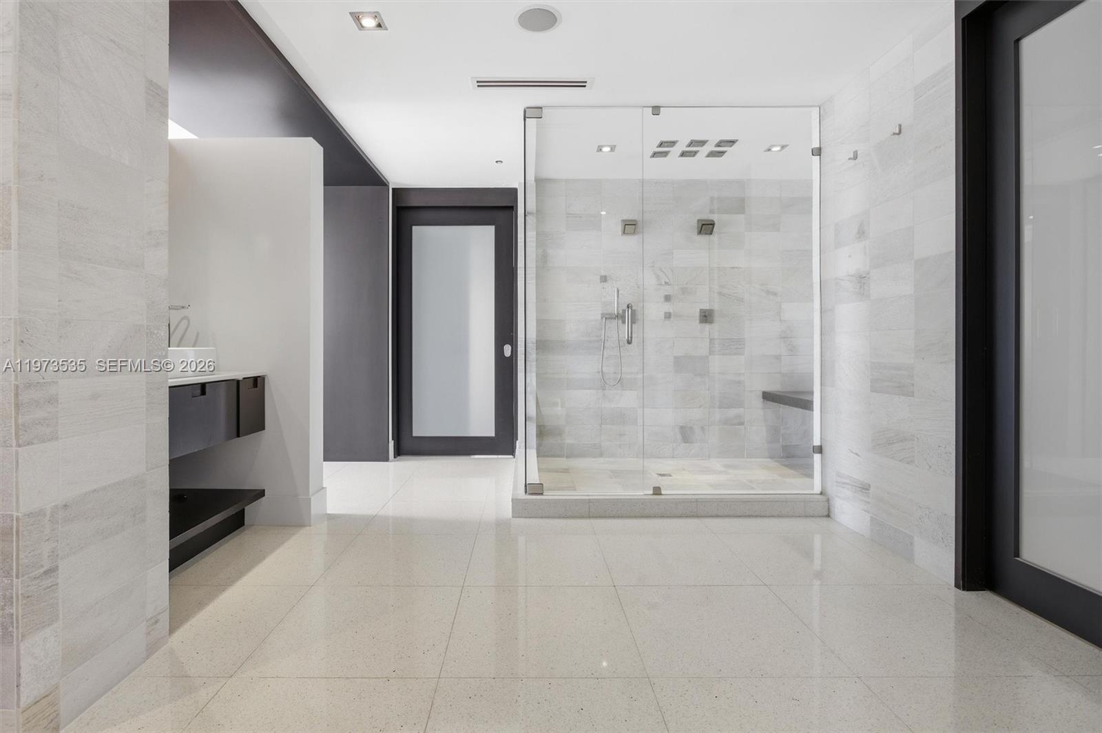 THE NETHERLAND CONDO - Residential