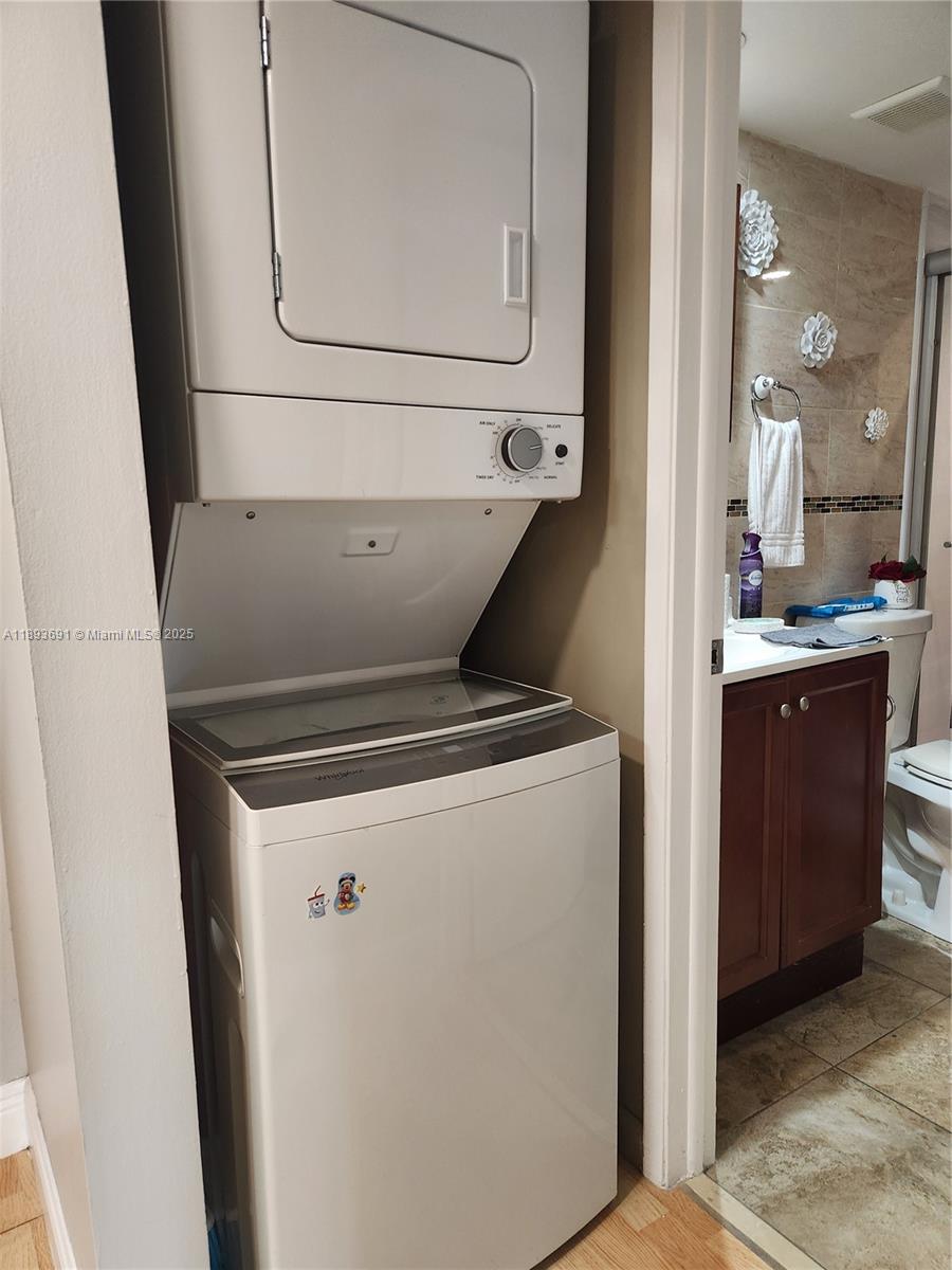 PEPPERMILL KENDALE LKS W - Residential