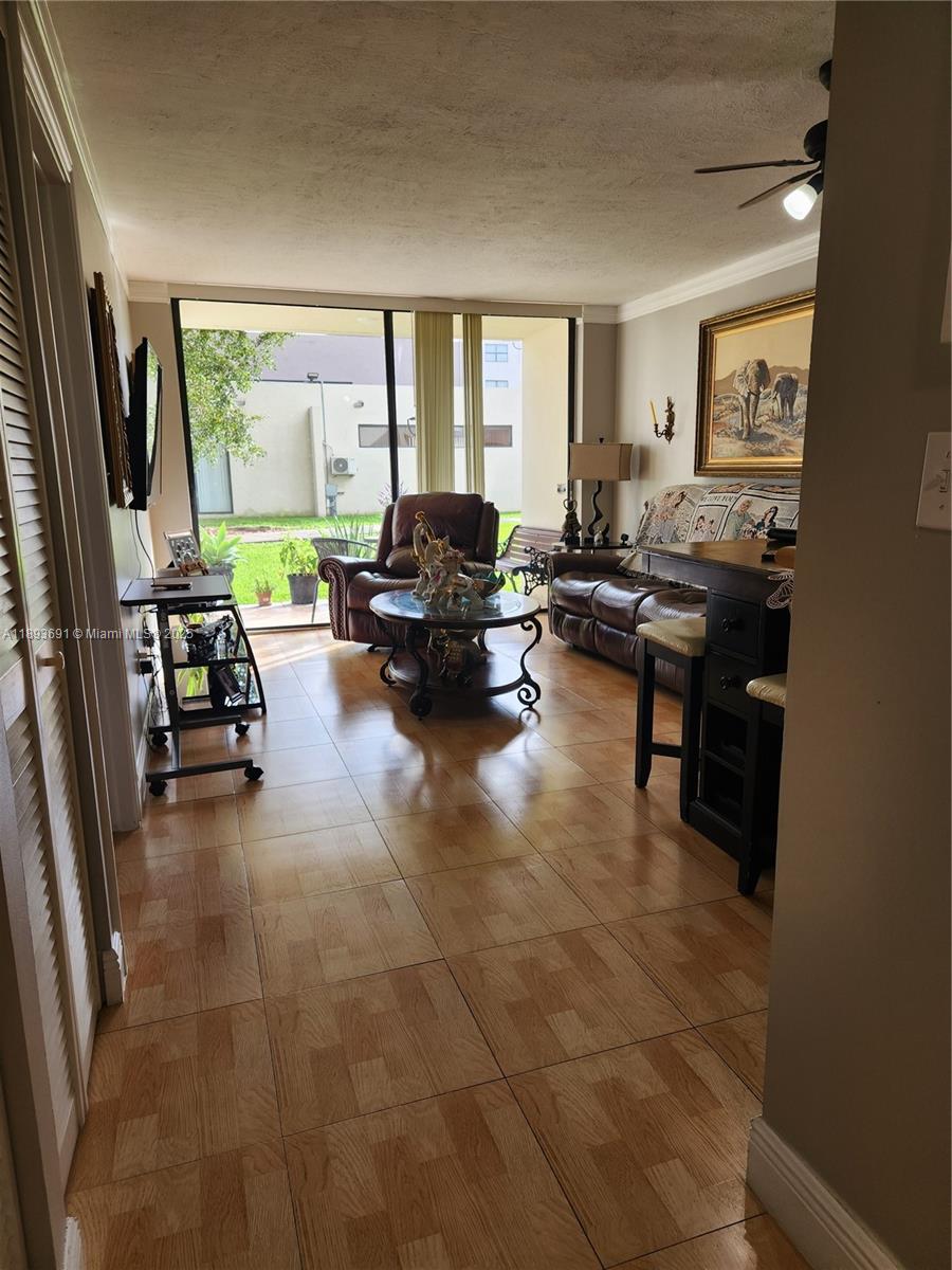 PEPPERMILL KENDALE LKS W - Residential