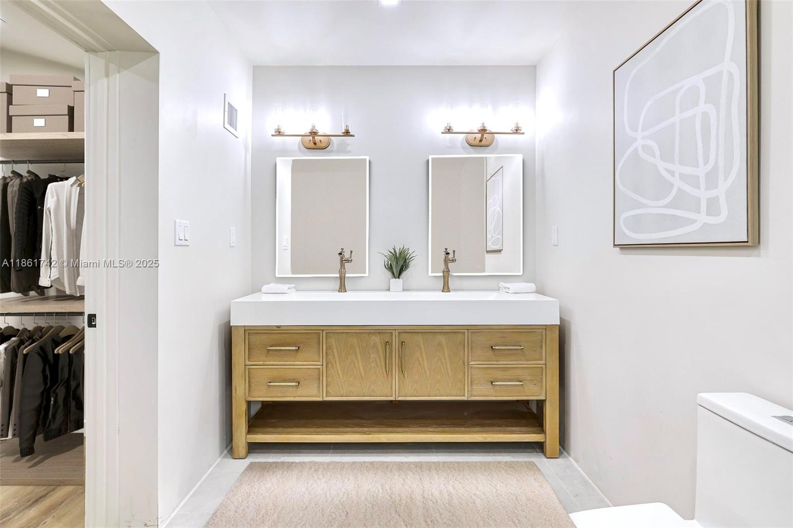 BISCAYNE LAWN EXTENSION - Residential