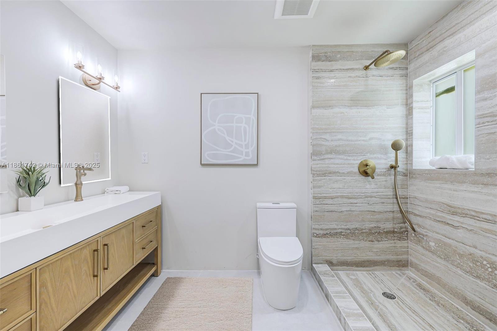 BISCAYNE LAWN EXTENSION - Residential