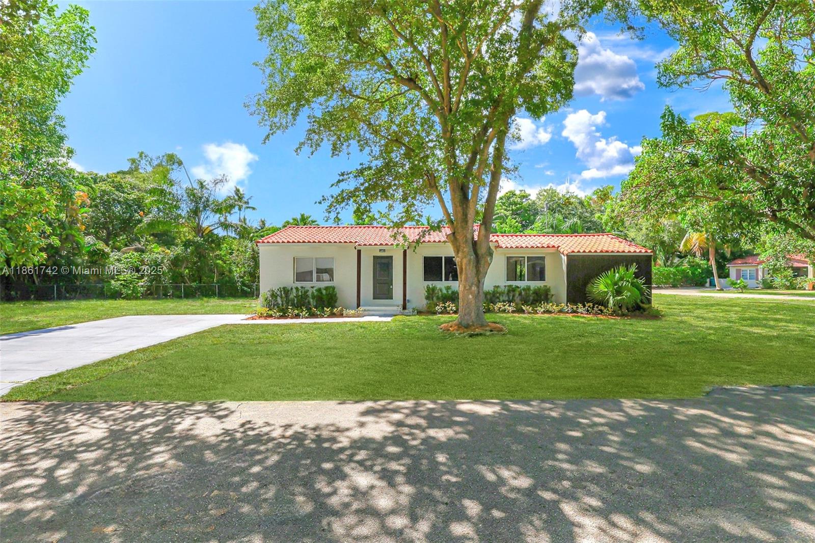 OPEN SAT True Designer Home on SPECTACULAR CORNER LOT in Prime Biscayne Park! High Ceilings, Bright Light+FlowingSpaces. Endless YardSpace w COMPLETE PRIVACY. Nearly A BRAND NEW HOME... EVERYTHING NEW W PERMITS: Complete Plumbing, Elec, AC+Ducting, ALL IMPACT GLASS, Waterheater, NEW SEPTIC, Panasonic ExhFans... Tastefully Appointed, Each Detail Done w Excellence. Dream Layout, Formal Dining, 2 Living Spaces, so CUTE! STUNNING KITCHEN, Italian Porcelain Counters (Perfect for Hot Pans!), Sleek Cabinetry+HighEnd Appliances. Epic MasterSuite, High Ceilings, INCREDIBLE MASTER BATH+Huge Walk-in, ROOM FOR POOL/ADDITN. A++ LOCATION, WALKABLE+SERENE. Walk to Burke Rec Cen, MOCA Museum, Restaurants, and Shops. 12 Mins to Beach, 14 to Wynwd/Brickell, 6 to Wholefoods. BP is a Bird Sanctuary! Call Now!