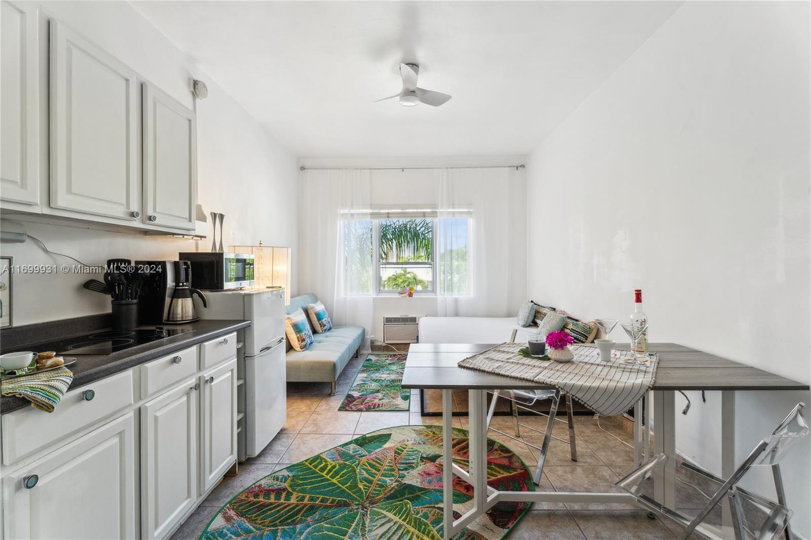 Turn-key, cozy studio at The Mantell Plaza. The building is an Art Deco gem that offers resort-style amenities including a private pool, laundry, a community room, and a gym, all nestled within lush tropical gardens. It is a great opportunity for investors with a 7-day minimum rental policy available once licensed. HOA fees cover wi-fi, cable TV, water, sewer, and electricity. Call us today to schedule a tour!