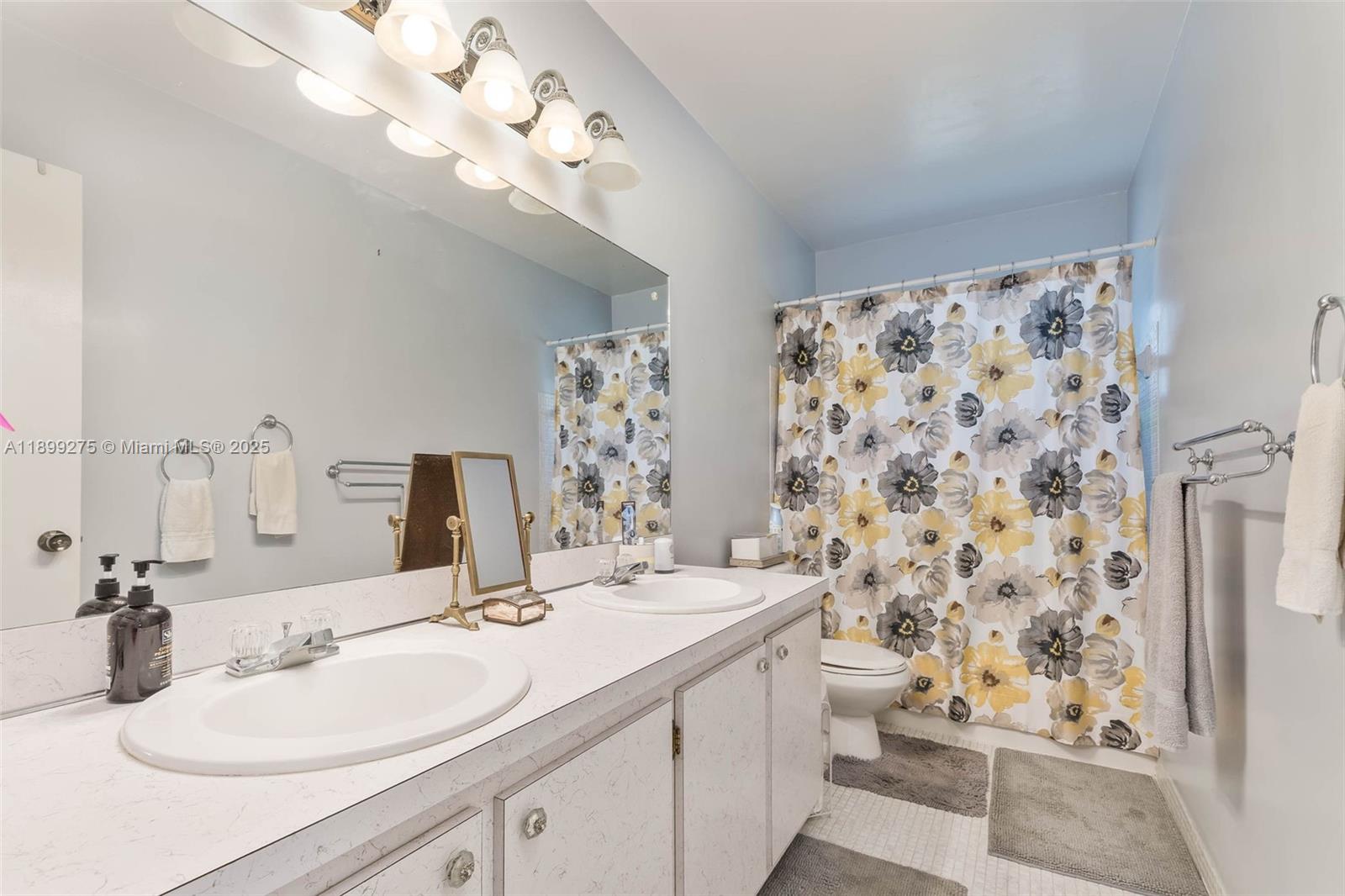 PINE ACRES SEC 3 - Residential