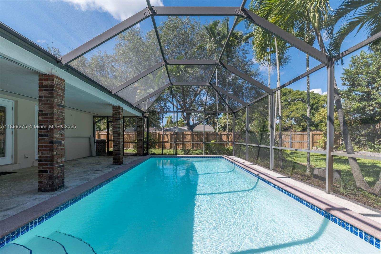 PINE ACRES SEC 3 - Residential