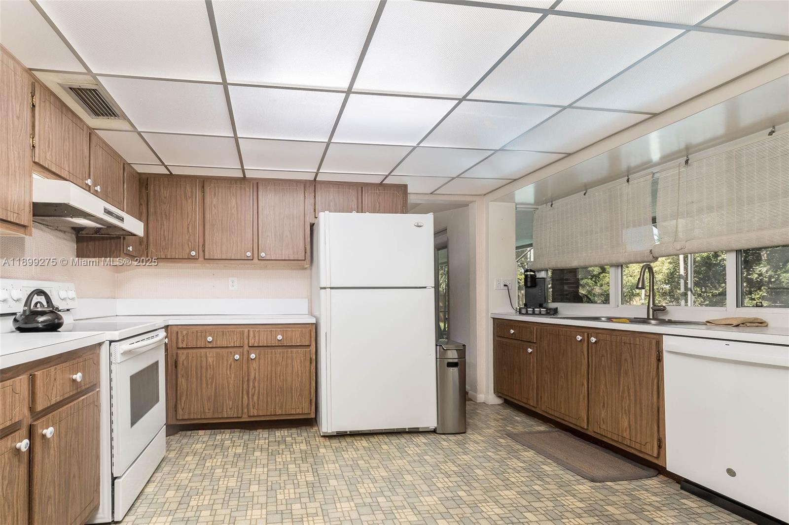 PINE ACRES SEC 3 - Residential