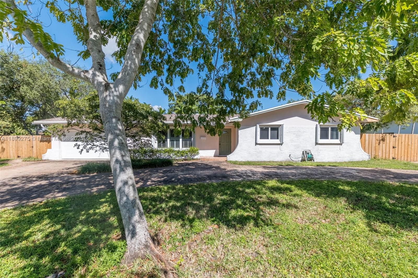 PINE ACRES SEC 3 - Residential