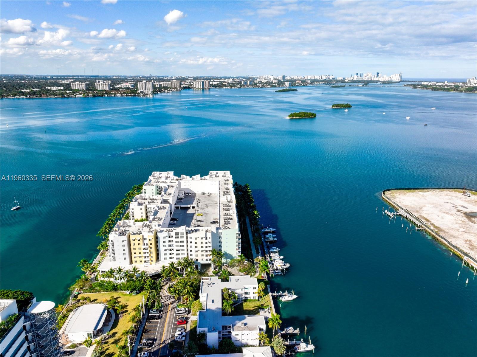 BLUE BAY TOWER CONDO - Residential