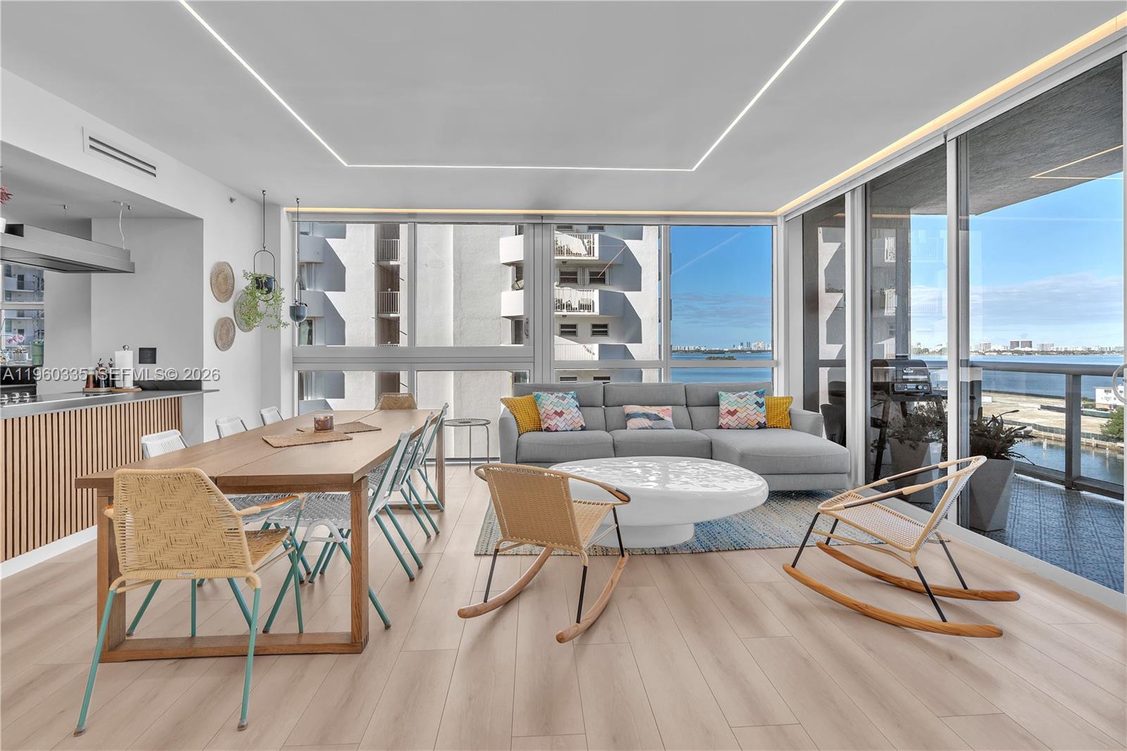 BLUE BAY TOWER CONDO - Residential