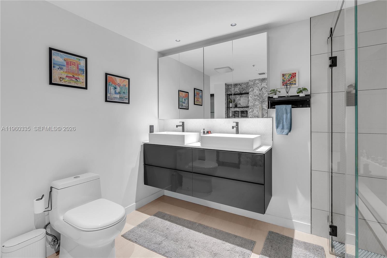 BLUE BAY TOWER CONDO - Residential