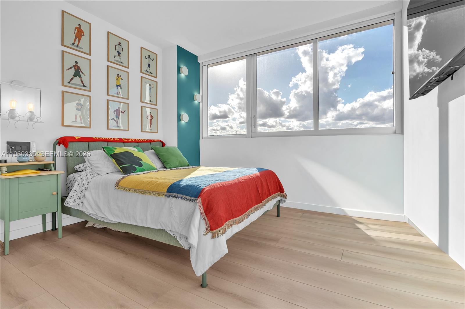 BLUE BAY TOWER CONDO - Residential