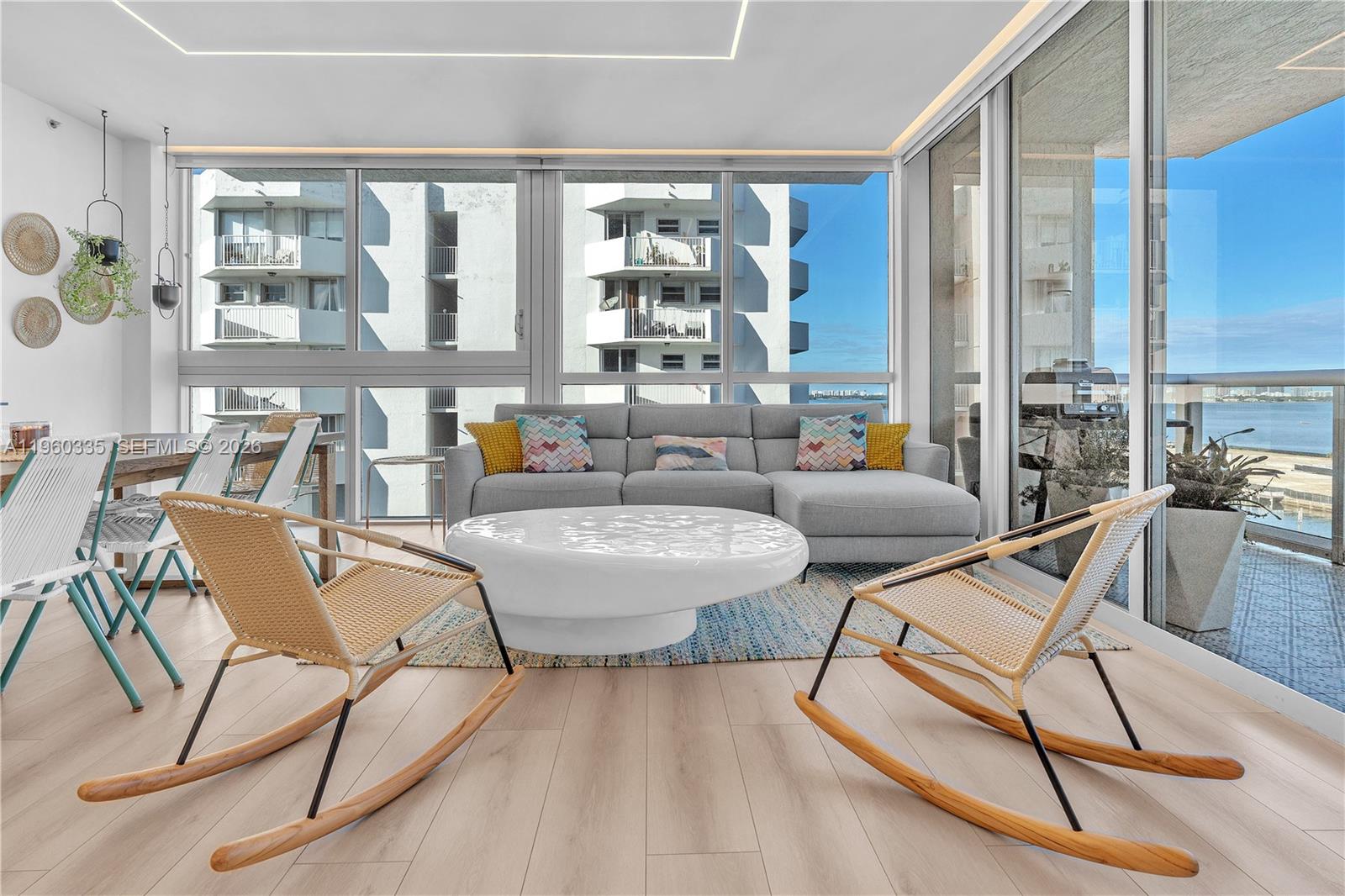 BLUE BAY TOWER CONDO - Residential