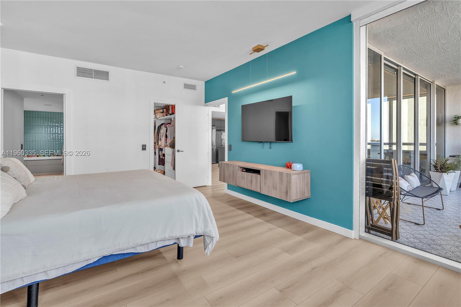 BLUE BAY TOWER CONDO - Residential