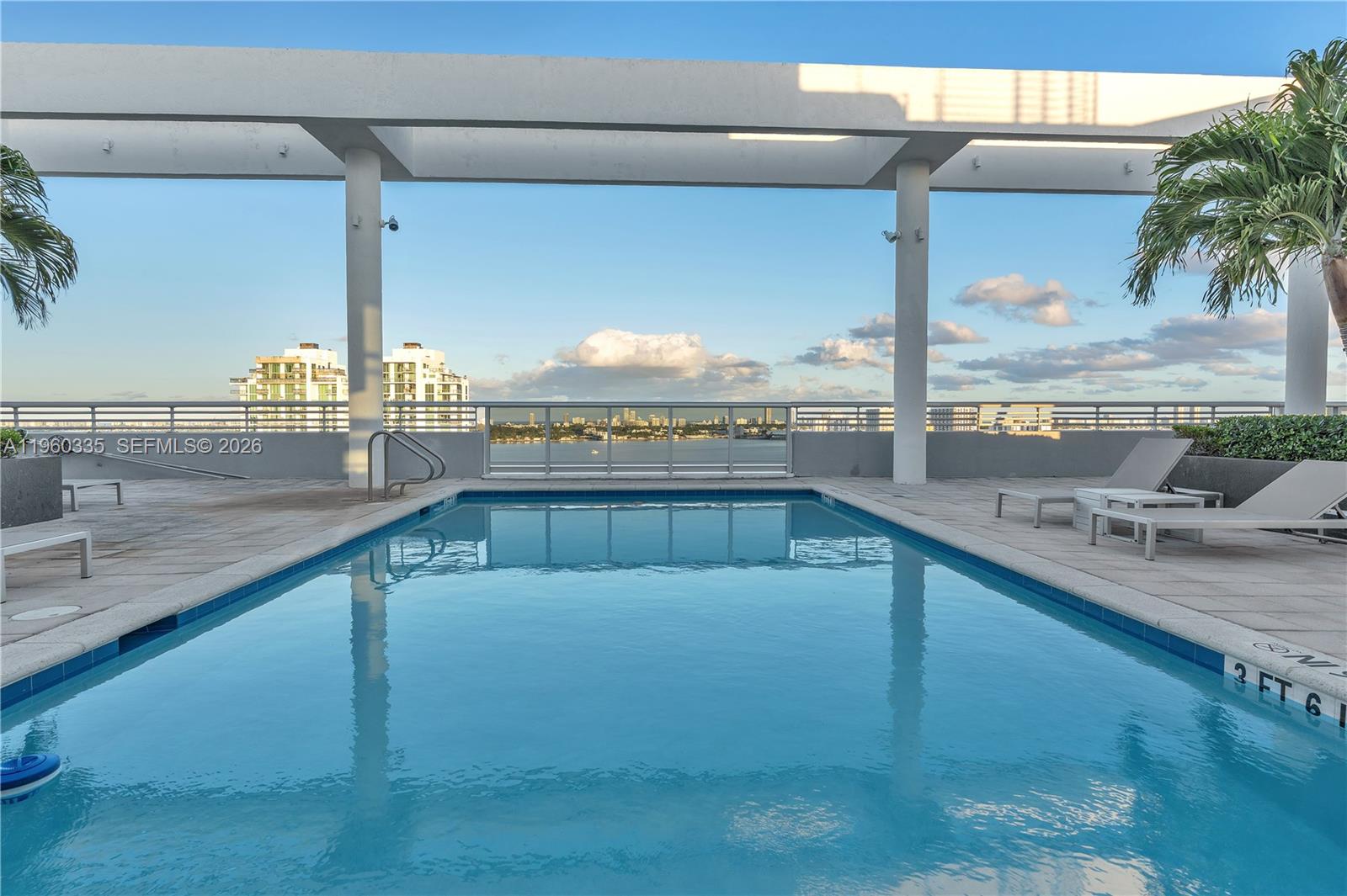 BLUE BAY TOWER CONDO - Residential