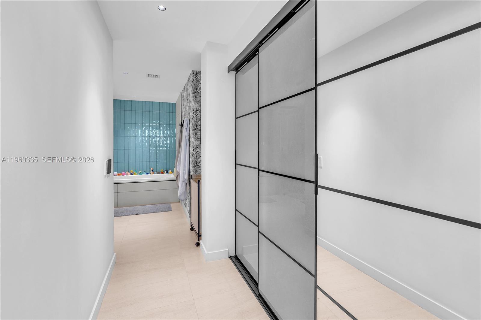 BLUE BAY TOWER CONDO - Residential