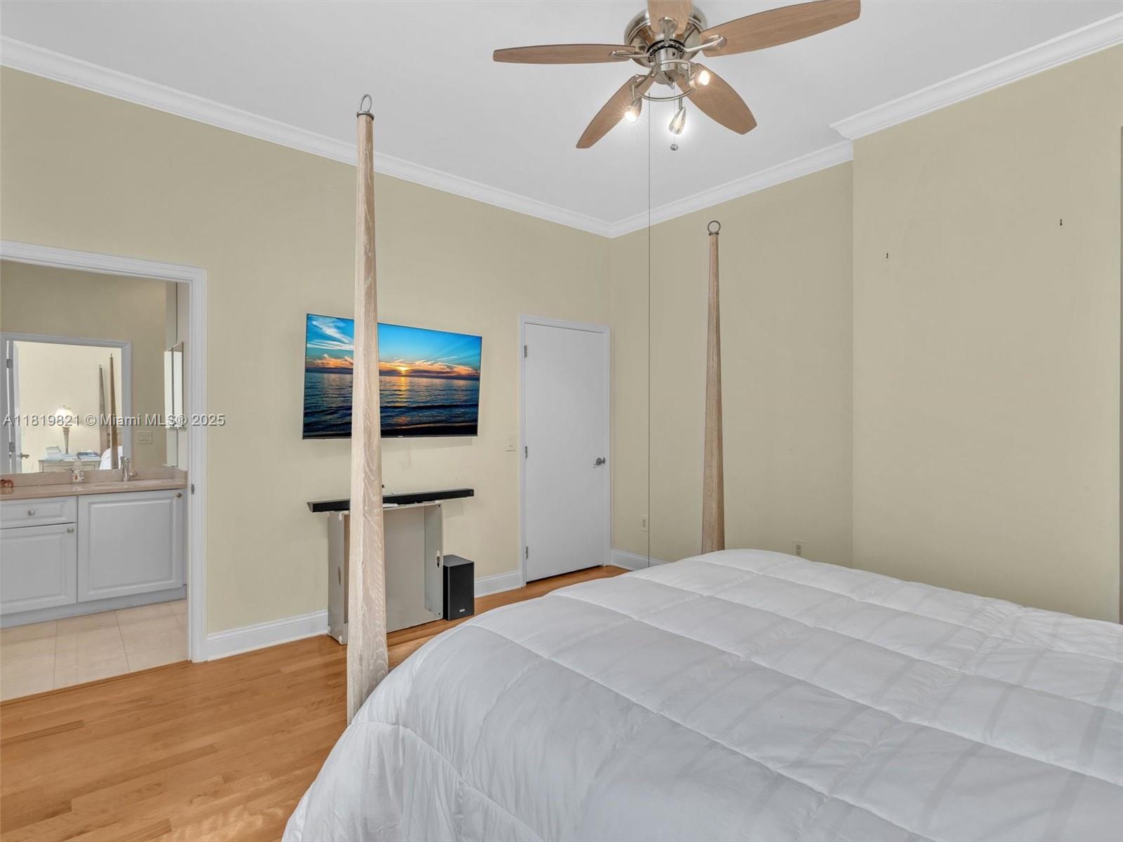 OCEANIA V CONDO - Residential