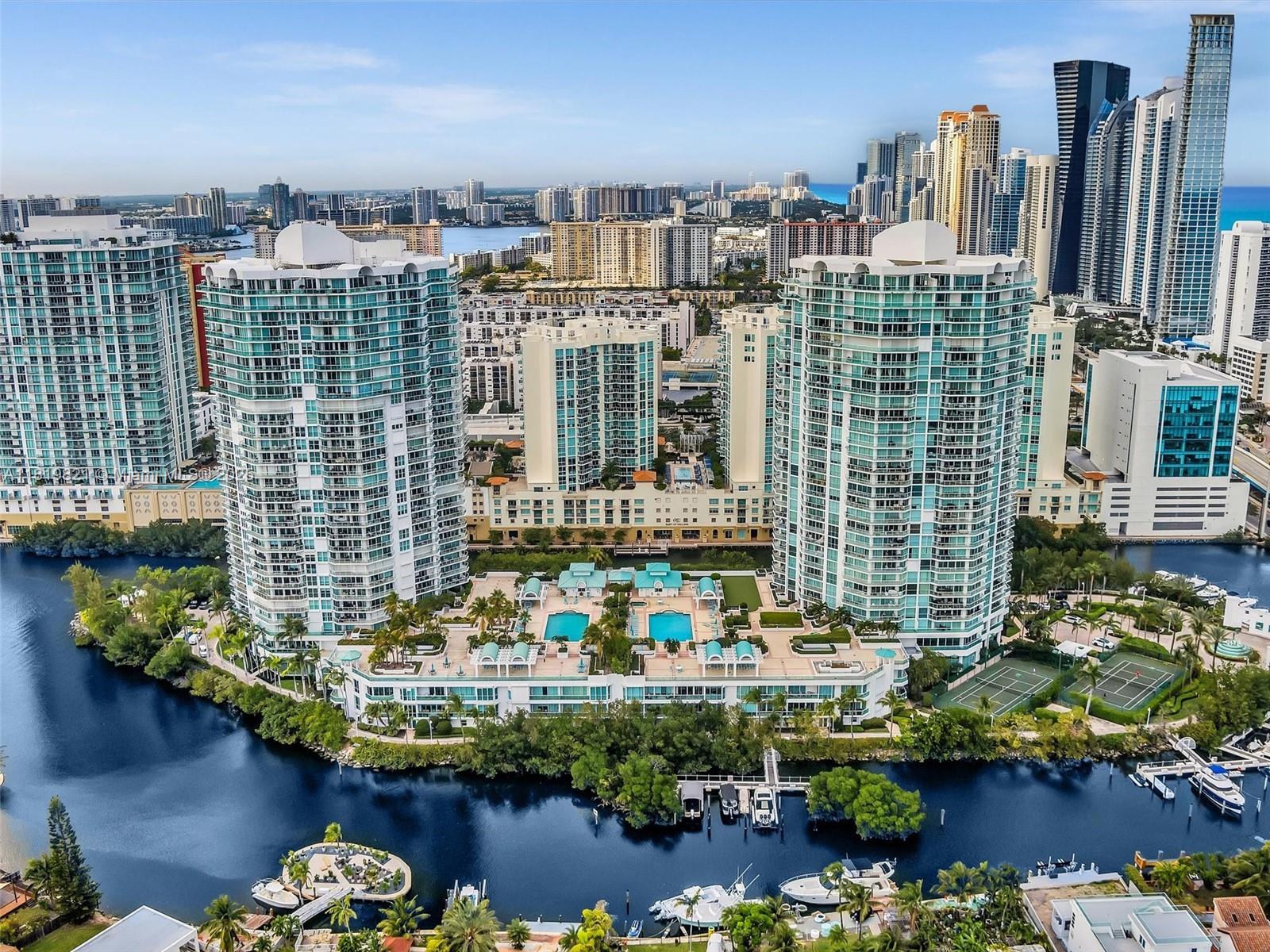 OCEANIA V CONDO - Residential