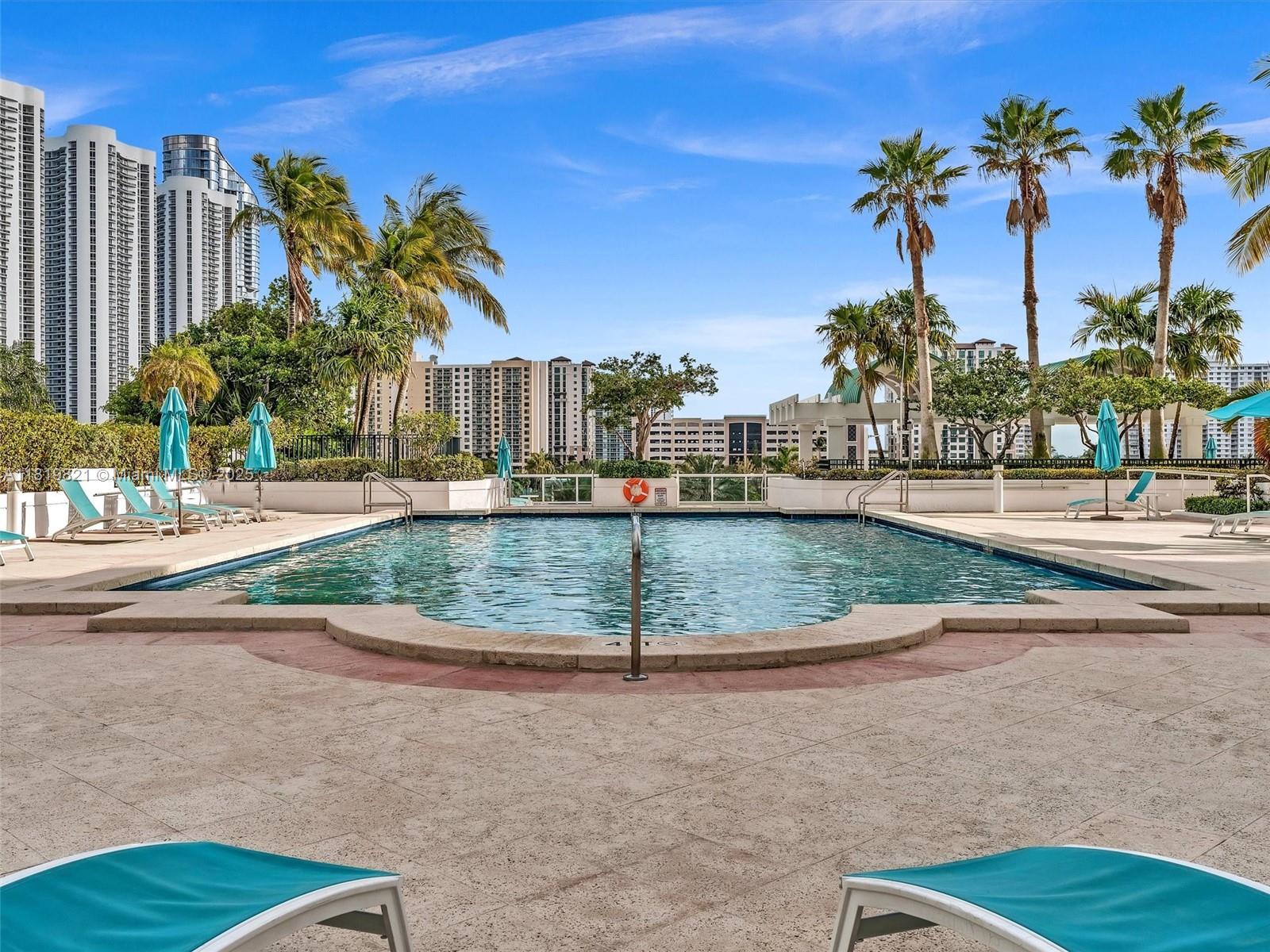 OCEANIA V CONDO - Residential