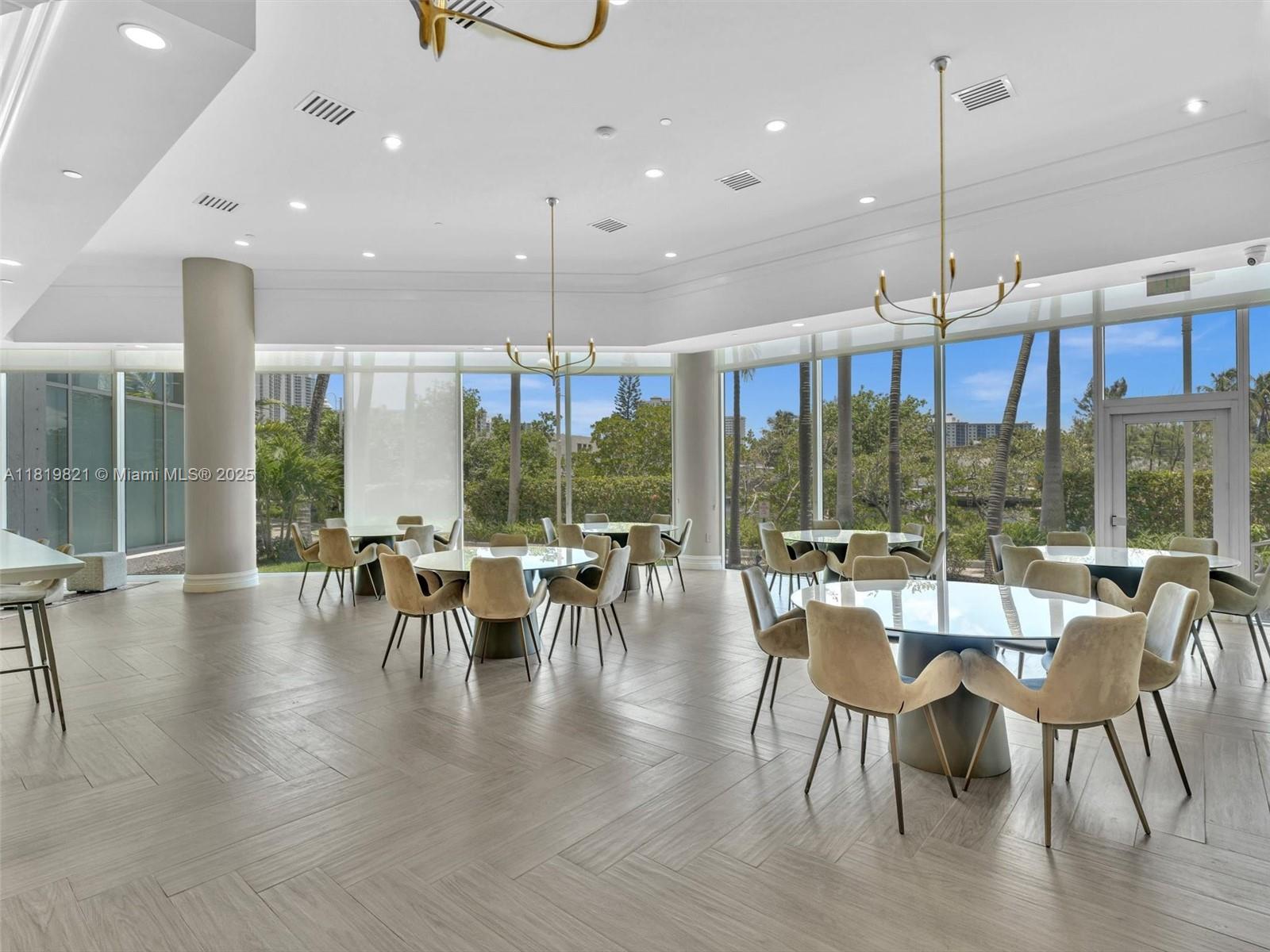 OCEANIA V CONDO - Residential