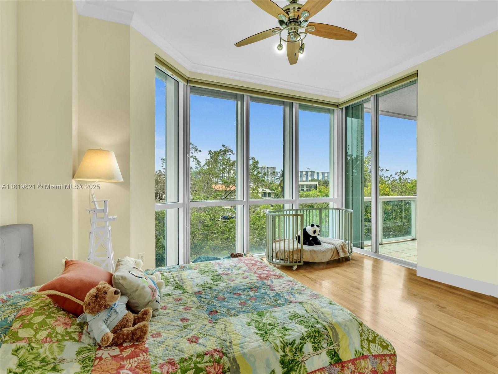 OCEANIA V CONDO - Residential