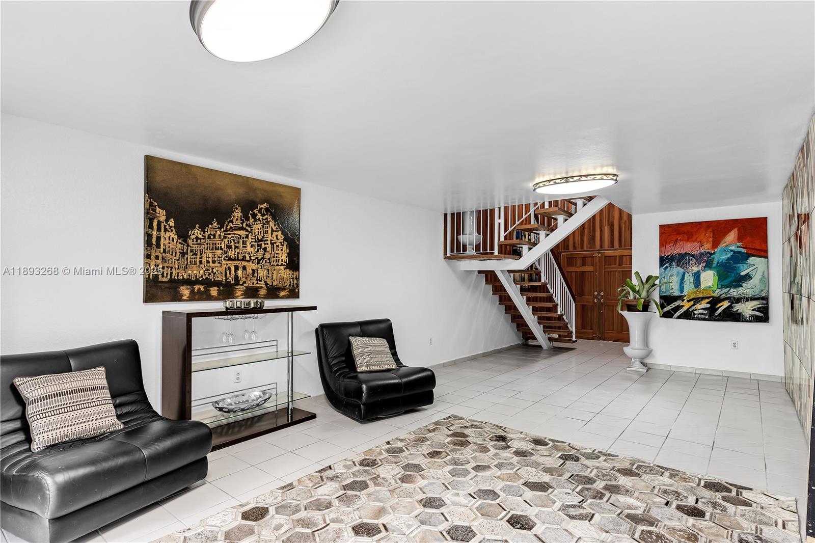 KENDALL GROVE CLUSTER HOM - Residential Lease