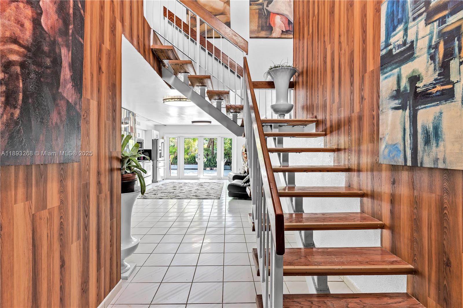 KENDALL GROVE CLUSTER HOM - Residential Lease