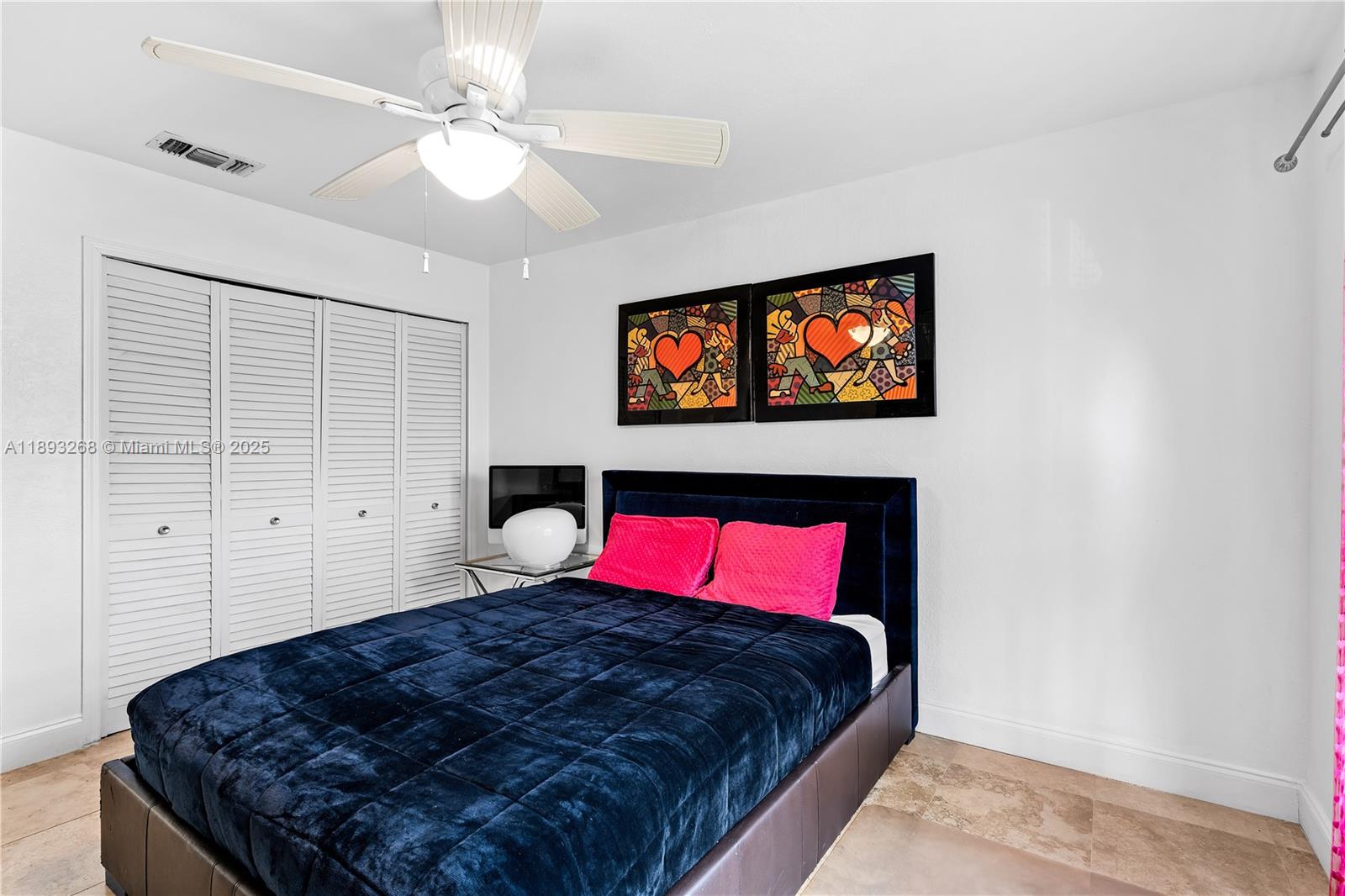 KENDALL GROVE CLUSTER HOM - Residential Lease