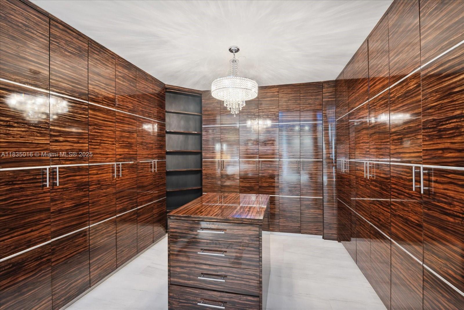 TURNBERRY ISLE CONDO - Residential