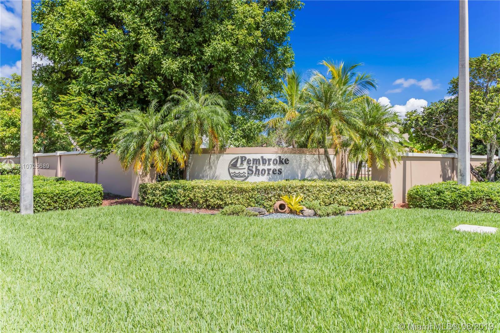 PEMBROKE SHORES - Residential