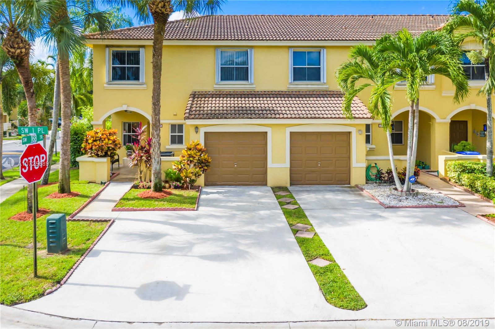 PEMBROKE SHORES - Residential