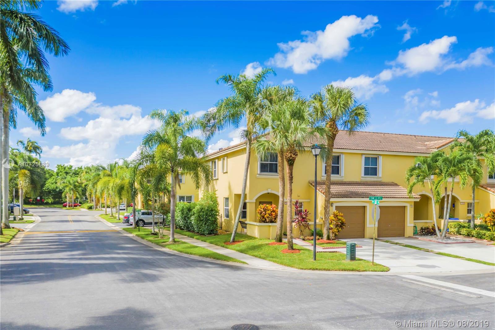 PEMBROKE SHORES - Residential