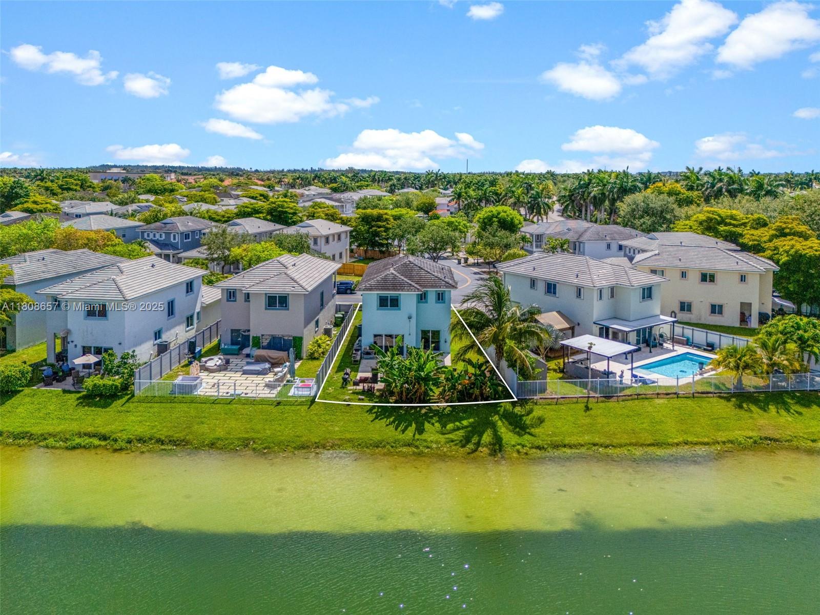 BIMINI AT THE OASIS - Residential