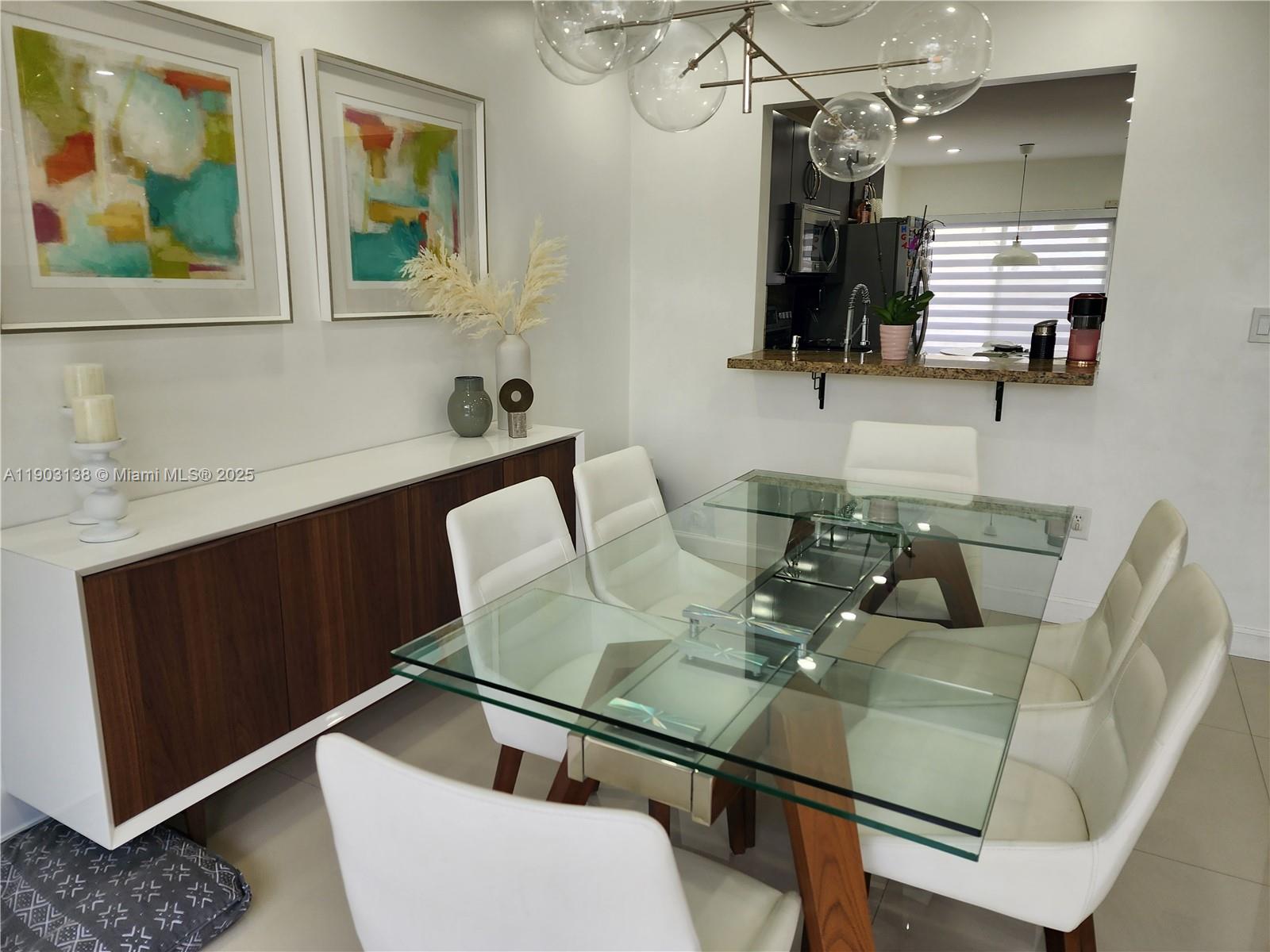 DORAL CHASE 1 ST ADDN AME - Residential Lease