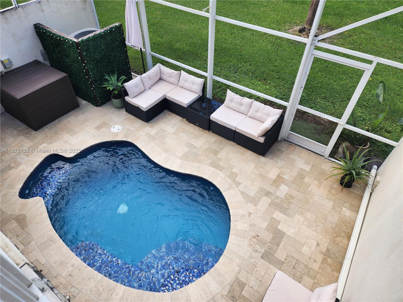 DORAL CHASE 1 ST ADDN AME - Residential Lease