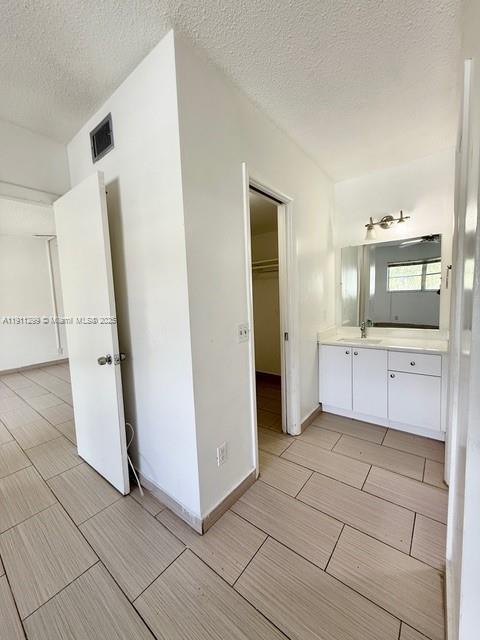 CRYSTAL HOUSE CONDO - Residential Lease