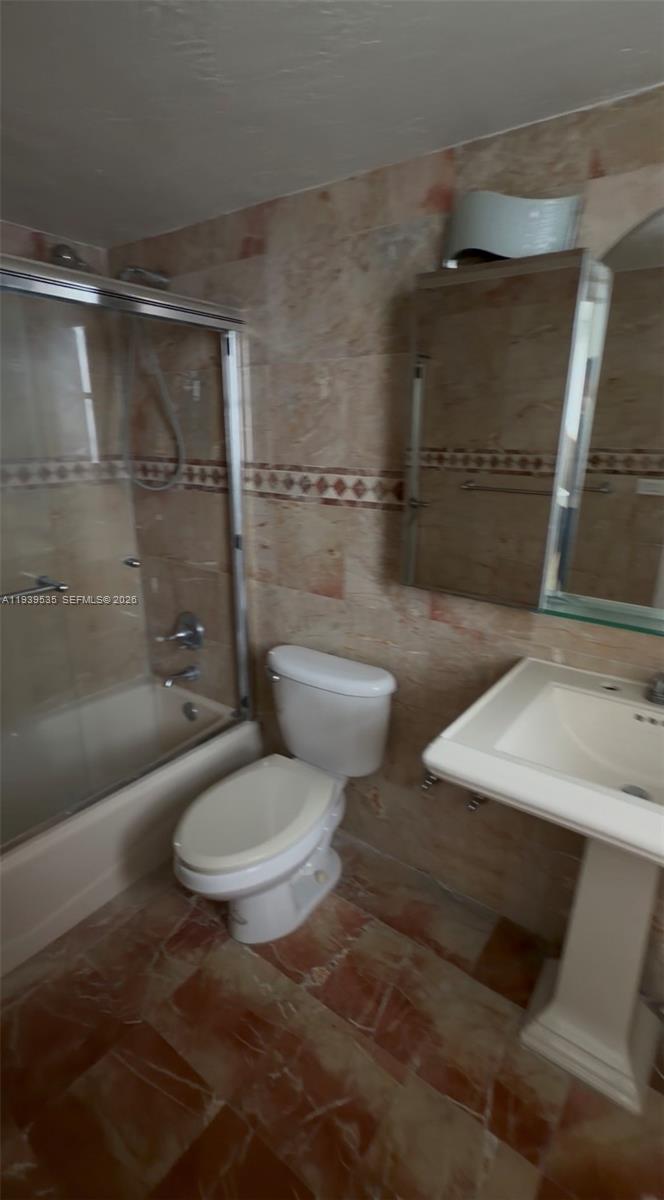 TOWER 1800 CONDO - Residential