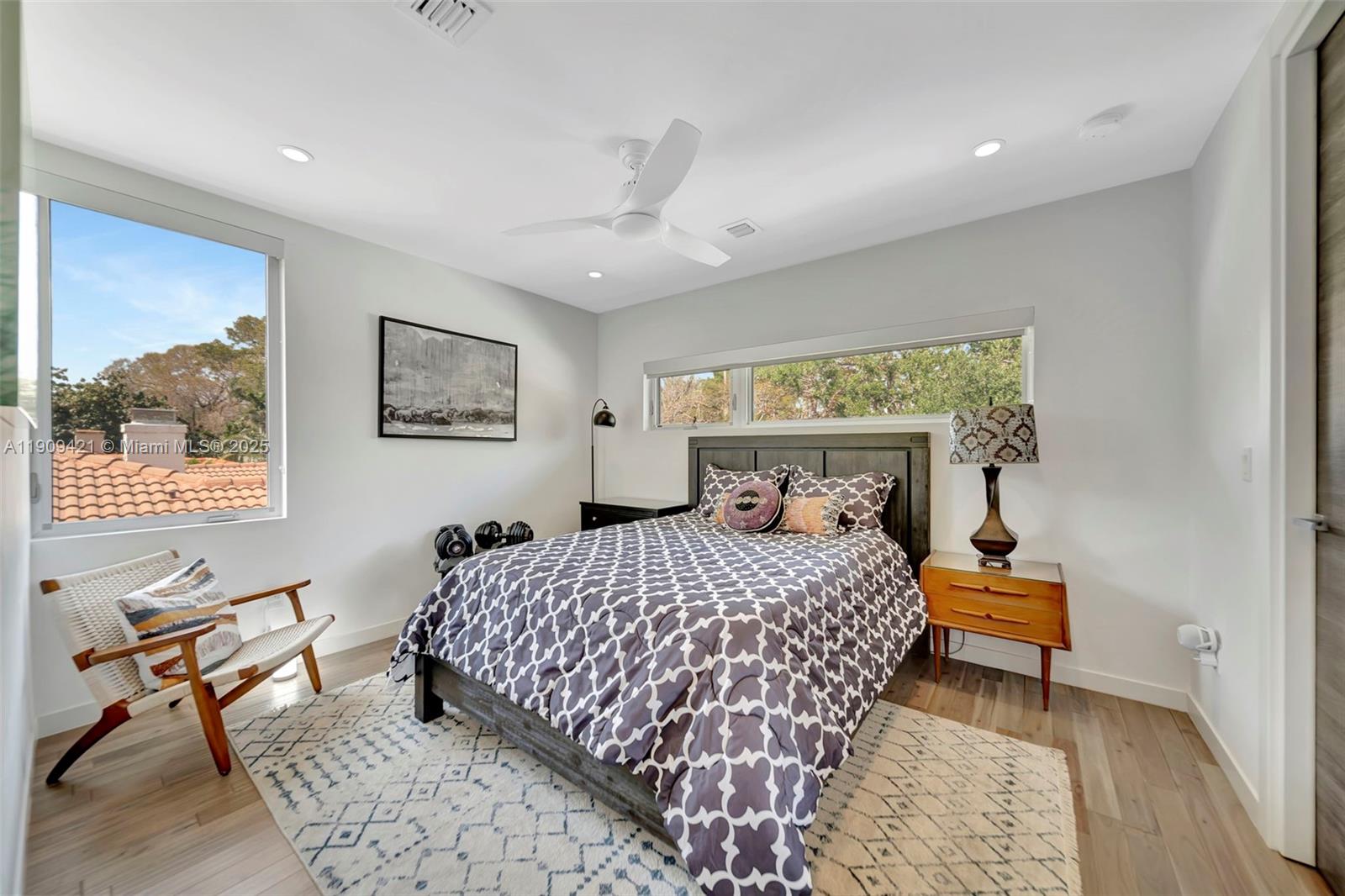 VICTORIA PARK CORR AMEN P - Residential Lease