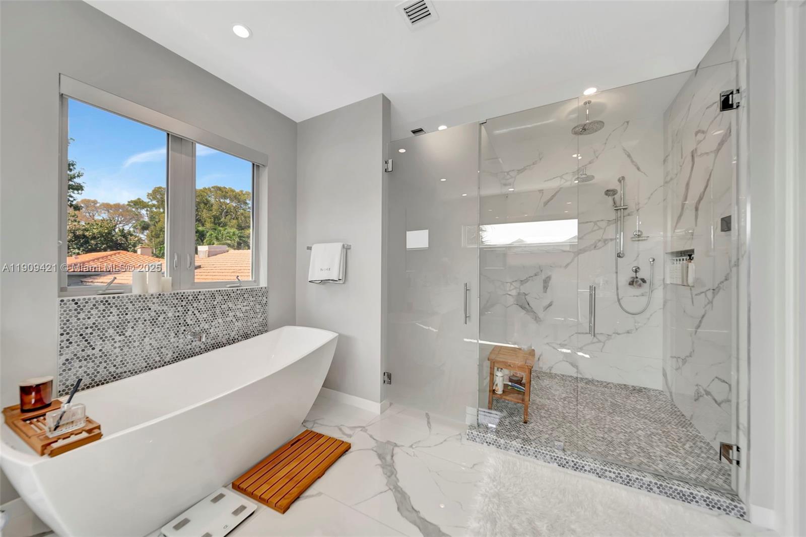 VICTORIA PARK CORR AMEN P - Residential Lease