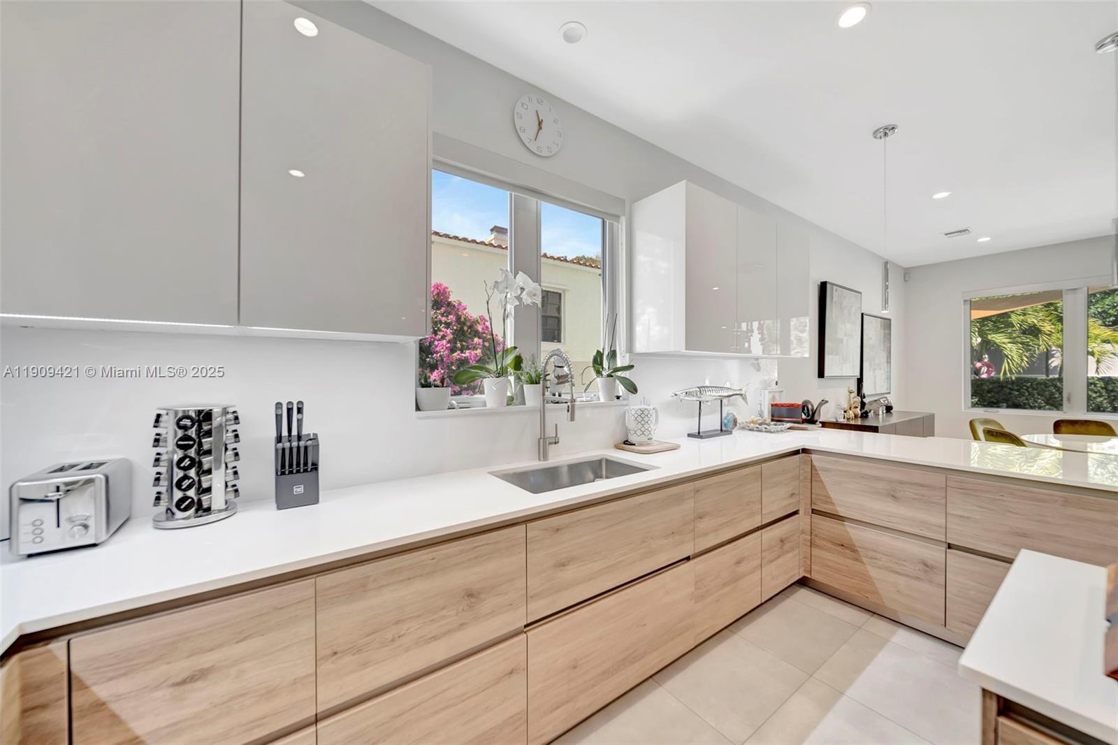 VICTORIA PARK CORR AMEN P - Residential Lease