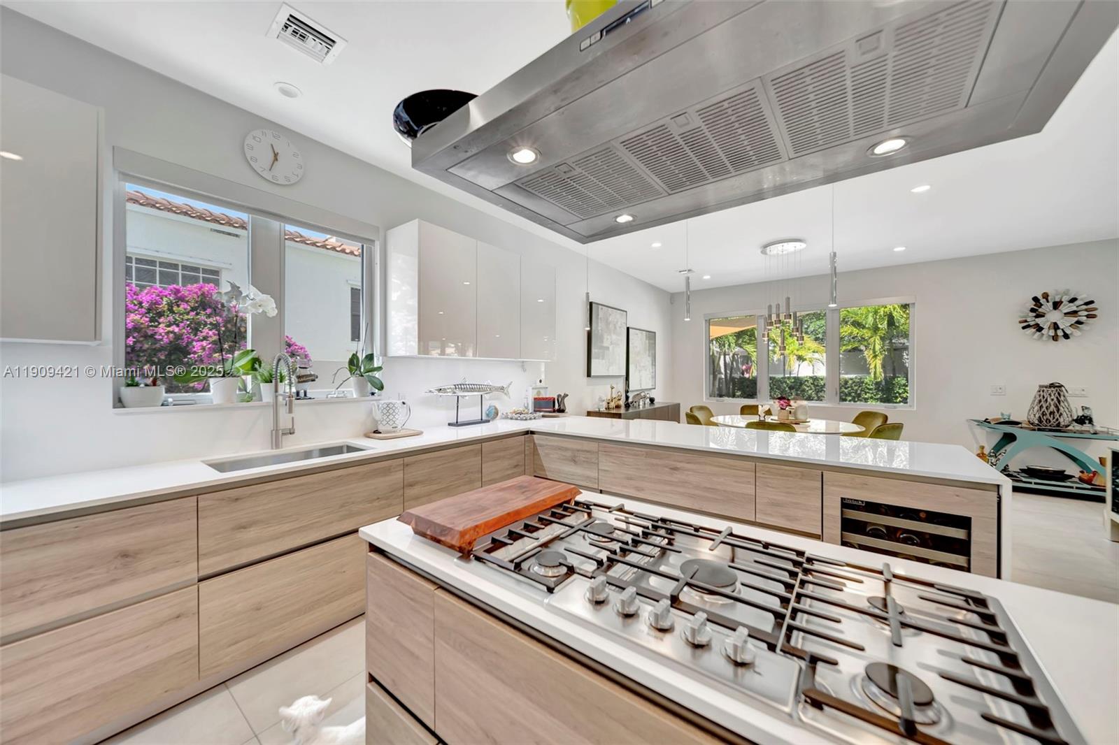 VICTORIA PARK CORR AMEN P - Residential Lease